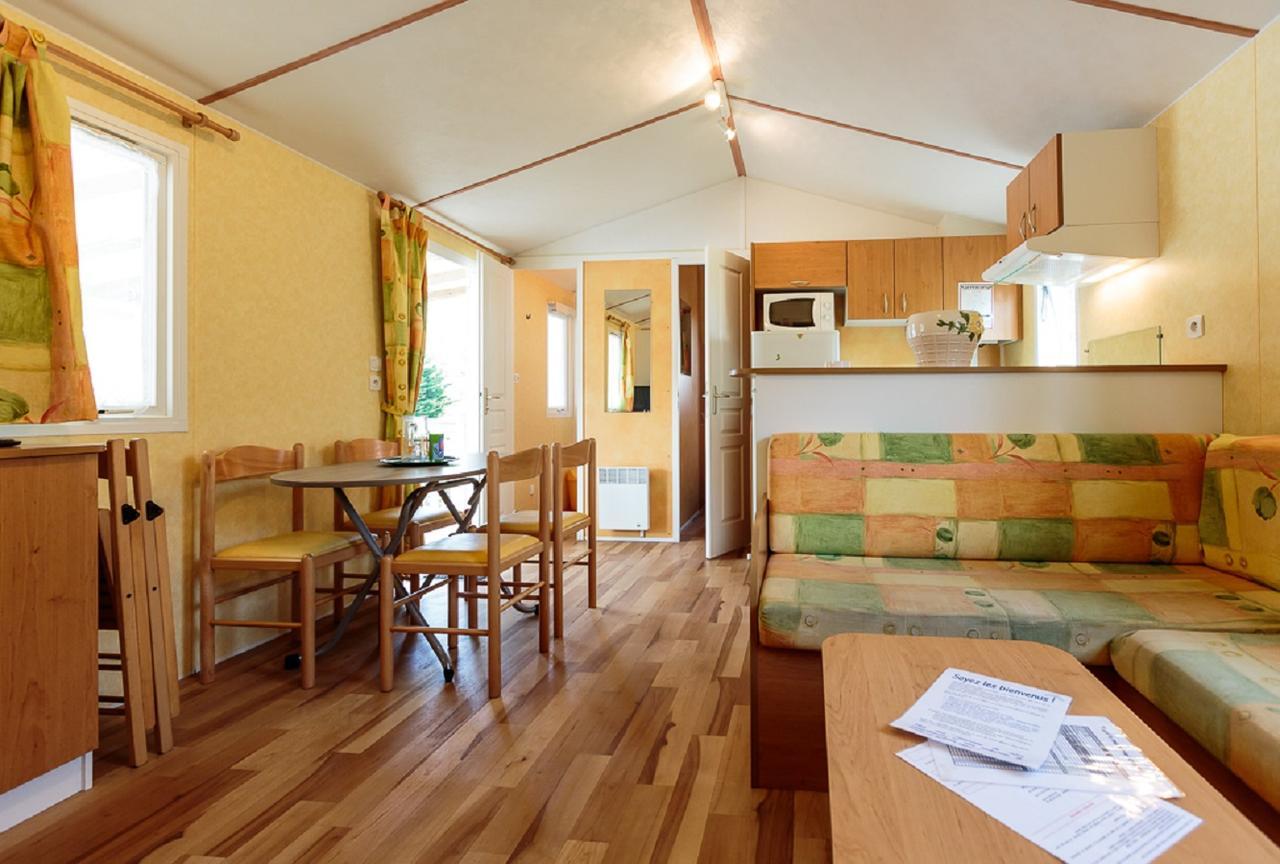 Отель Camping Le Dauphin Сен-Жорж-де-Дидон Экстерьер фото
